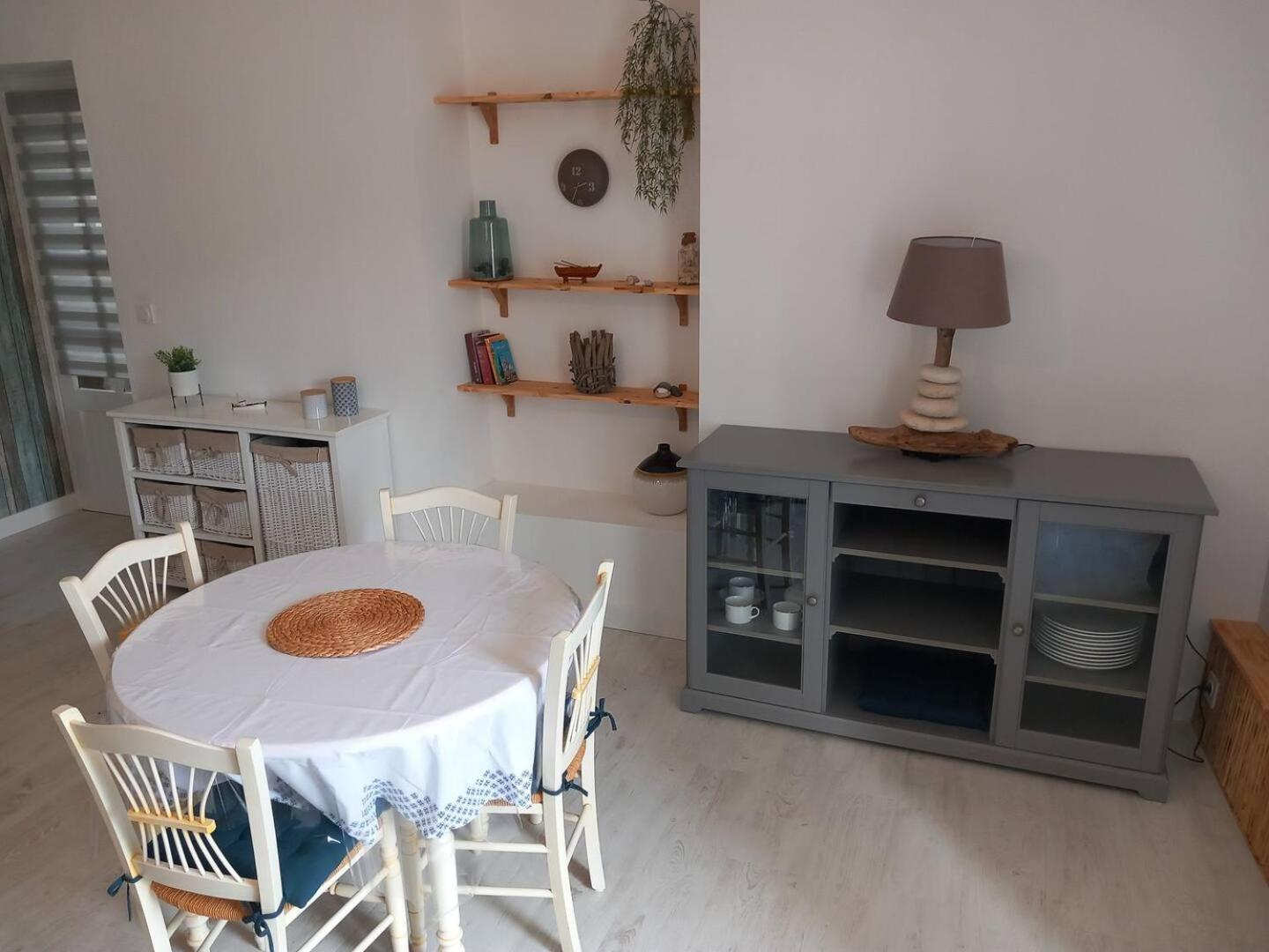 Ferienwohnung Balade Sur Le Port Dinan Exterior foto
